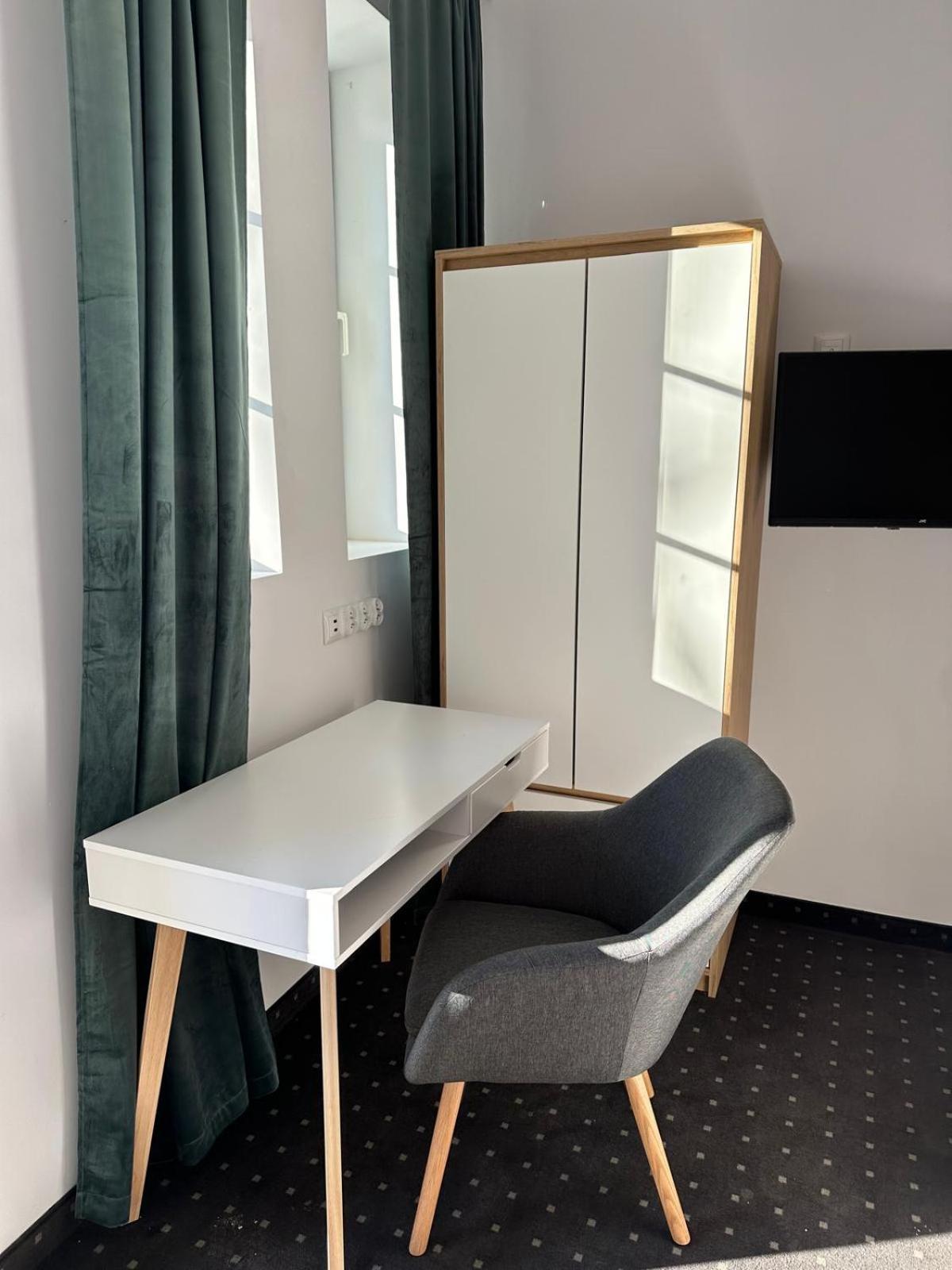Hotel Portus Слупск Экстерьер фото